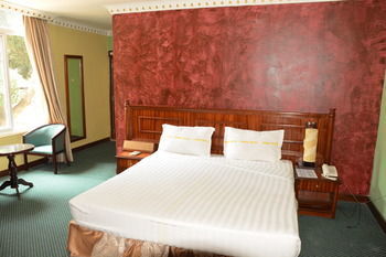 Venus Hotel คินชาซา ภายนอก รูปภาพ